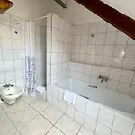 Zsindelyes Vendeghaz 3*