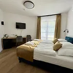 Penzion Zsindelyes Vendeghaz 3*
