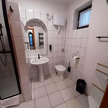Zsindelyes Vendeghaz Πανσιόν